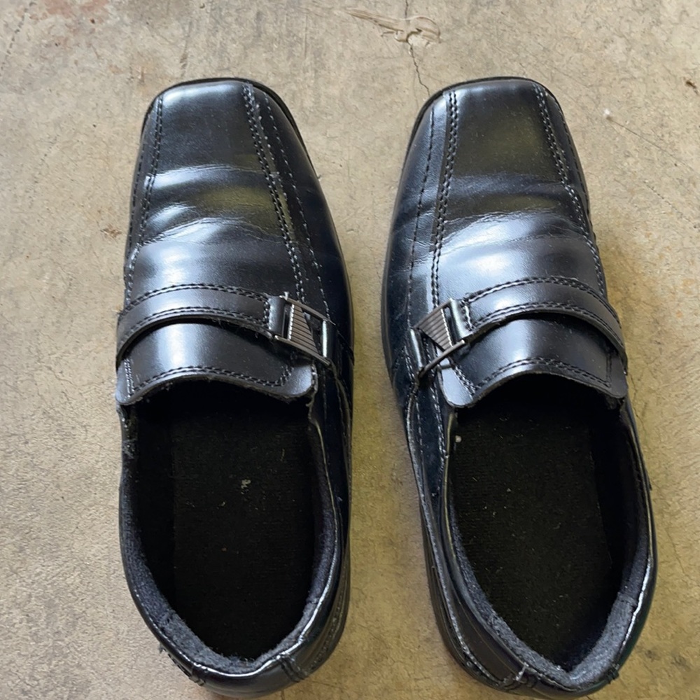 Youth boy dress shoes